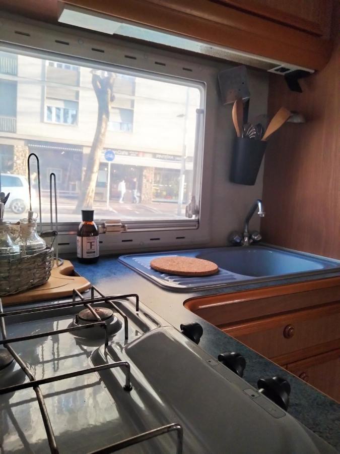 Love In The Camper Florence Luaran gambar